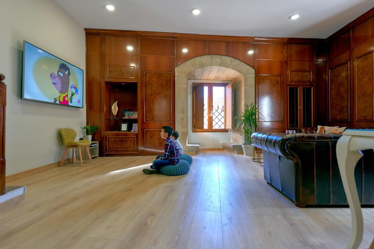 Duplex Casa De Las Argollas Grand Suite Parking Gratis Plasencia Exterior foto